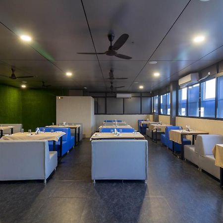 Hotel Green City Gandhinagar Bagian luar foto