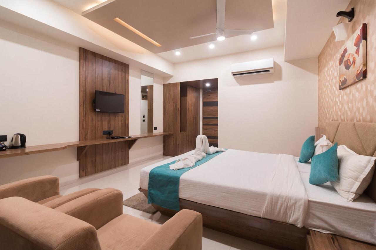 Hotel Green City Gandhinagar Bagian luar foto