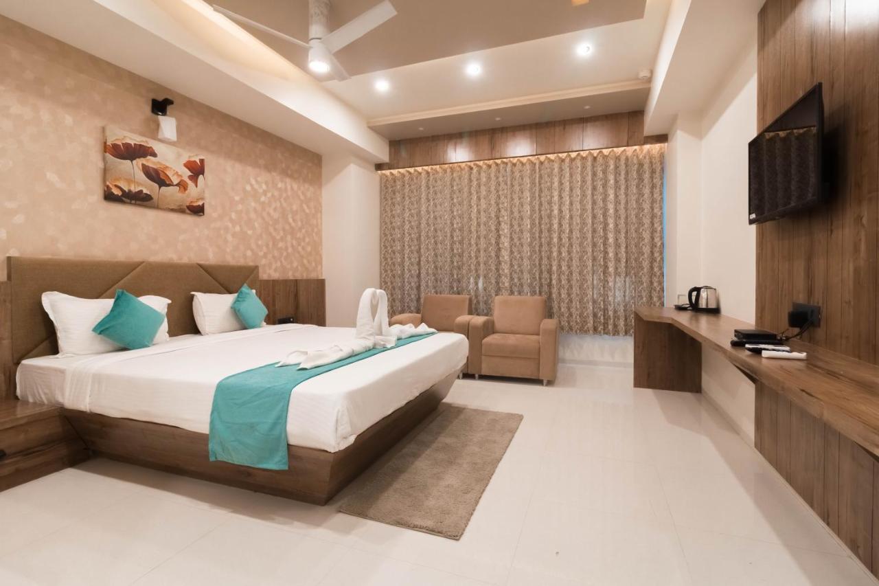 Hotel Green City Gandhinagar Bagian luar foto