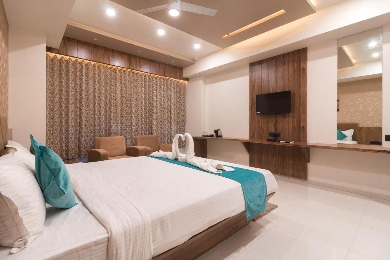 Hotel Green City Gandhinagar Bagian luar foto